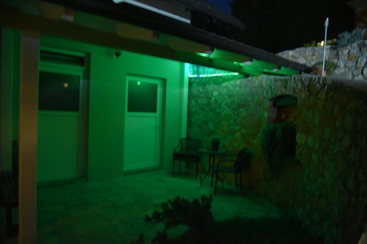 Apartment Bobic Licko Petrovo Selo Ngoại thất bức ảnh